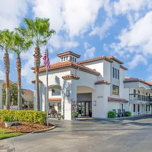 Quality Daytona Speedway - I-95 Hotel Daytona Beach